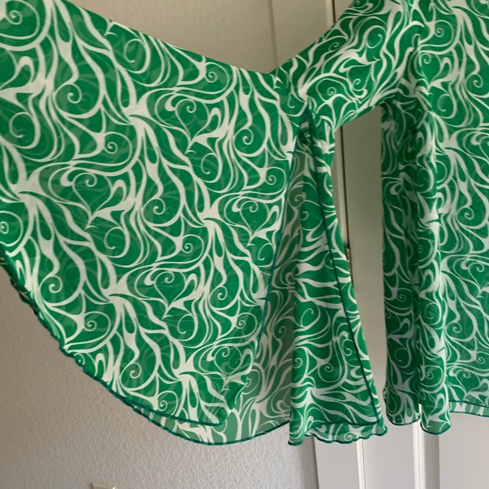 Groovy Saint patty’s day top